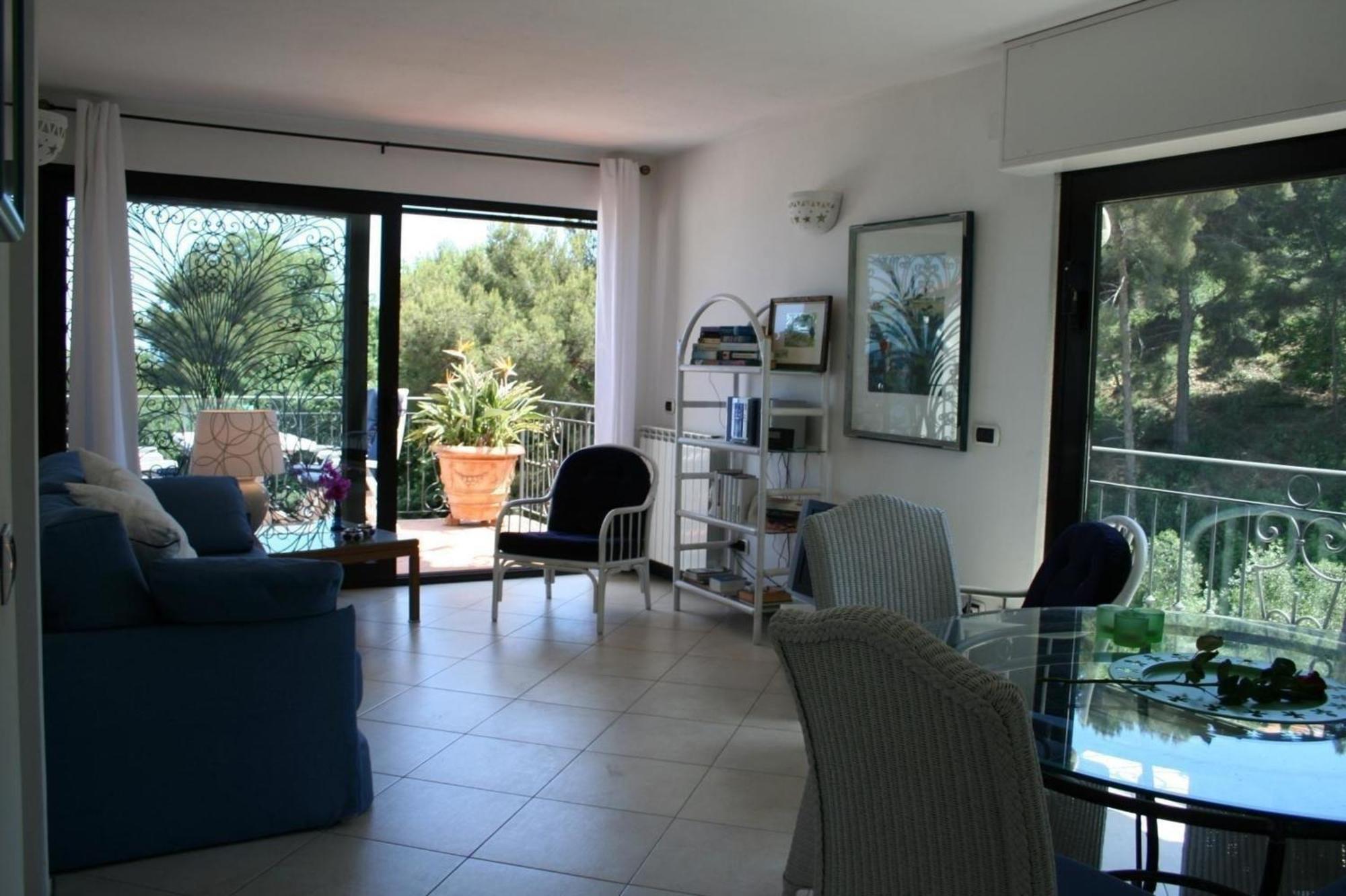 Ferienwohnung In Einer Privaten Villa Mit Meerblickterrasse, Auf Dem Huegel Des Capo Berta Diano Marina Kültér fotó